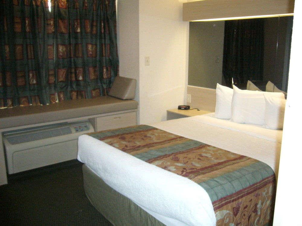 Quality Inn & Suites El Paso I-10 Zewnętrze zdjęcie